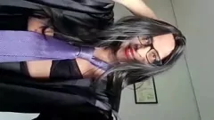 Reproduzir Fantasia de Robe de Cetim de Sandra Zanerri: Hard Dick Jerking & Cumming