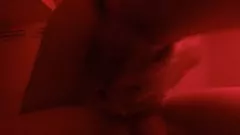 Reproduzir Sessão de foda com câmera escondida de casal amador com jogo de plug anal