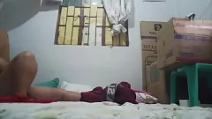 Reproduzir Filipina cremosa MILF é fodida depois de assistir pornografia tarde da noite
