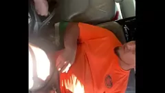 再生 Doublelist の浅黒い肌の美しさは、これまで見た中で最高の口頭と後背位のアクションを提供します