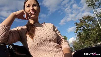 Redare jennifer abordata in parc si platita pentru sex