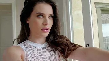Oynat Mutfakta iyi bir milf ile sansasyonel porno