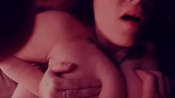 Redare Da Foarte Multe Limbi In Pizda La Aceasta Escorta Perversa