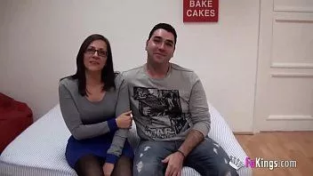Riproduci Moldavo xxx su Internet e ha molti fan