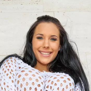 pornstar Kyra Hot