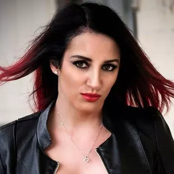 pornstar Queen Paris