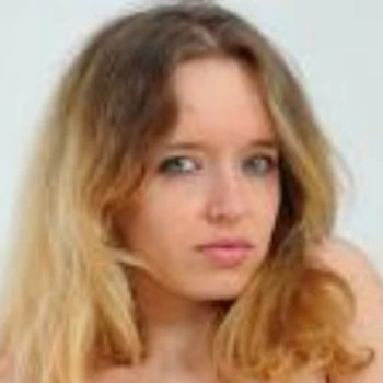 pornstar lena luminescente