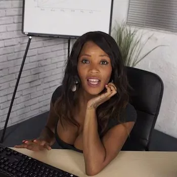 pornstar Kiki Minaj