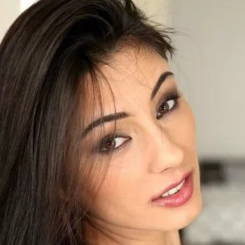 pornstar Sofia Gucci